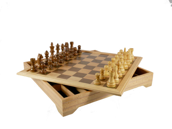 Chess Set - 3.75" Acaciawood/Boxwood pieces on Beechwood Chest