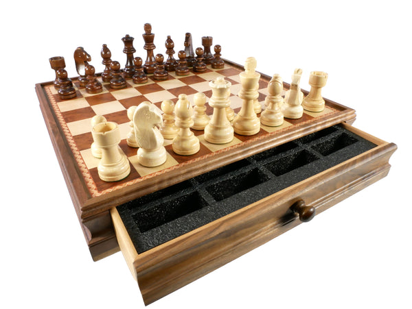 Chess set - Brown & Natural Boxwood German Knight Chessmen on Walnut Maple Chest